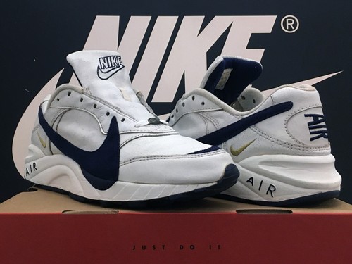 Vintage 1996 nike - vintage, air