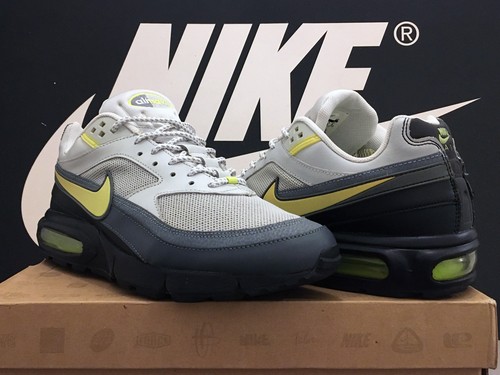 Vintage 2010 nike air max - vintage,